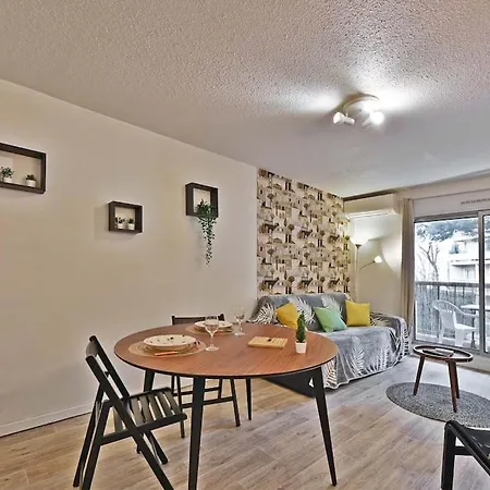 Les Comtadins - Parking Gratuit - Balcon - Clim Apartment Avignon Exterior photo