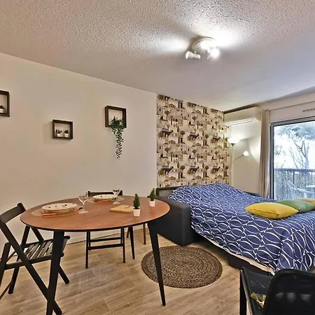 Les Comtadins - Parking Gratuit - Balcon - Clim Apartment Avignon Exterior photo